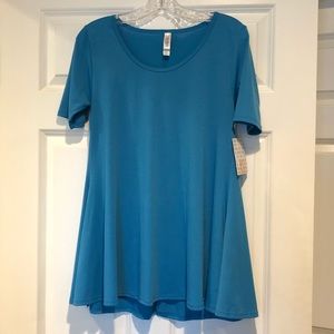 XS Lularoe Blue Perfect Tee NWT